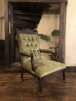 Edwardian Button Upholstered In Green Velvet Gentleman's Reading Fireside Chair.