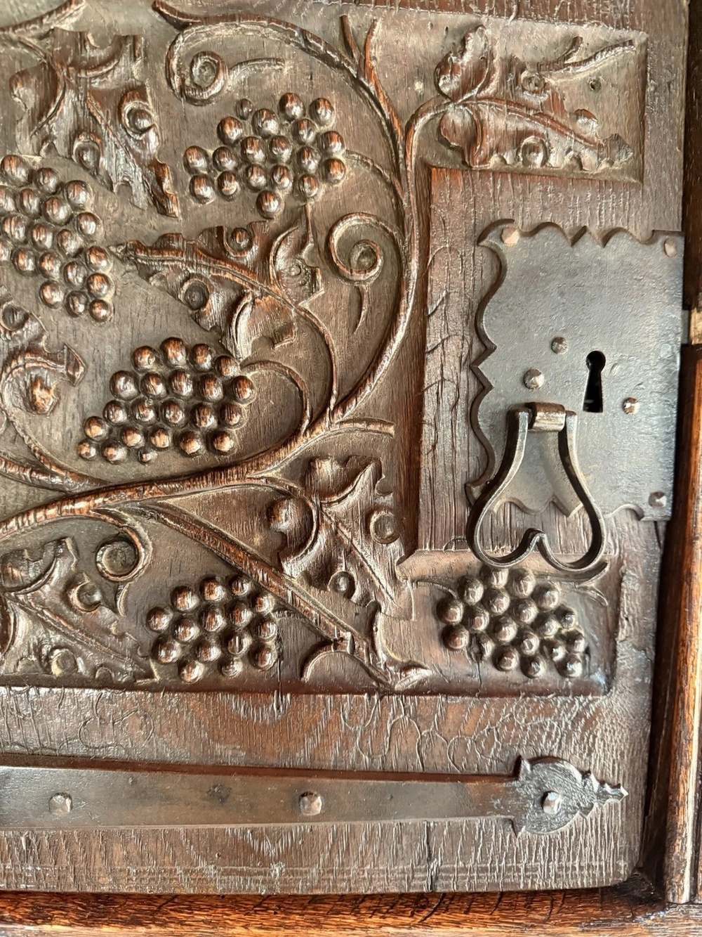 Rare English Antique Oak Carved Tall Large Floorstanding Cupboard Cabinet Dresser Buffet C 1700s