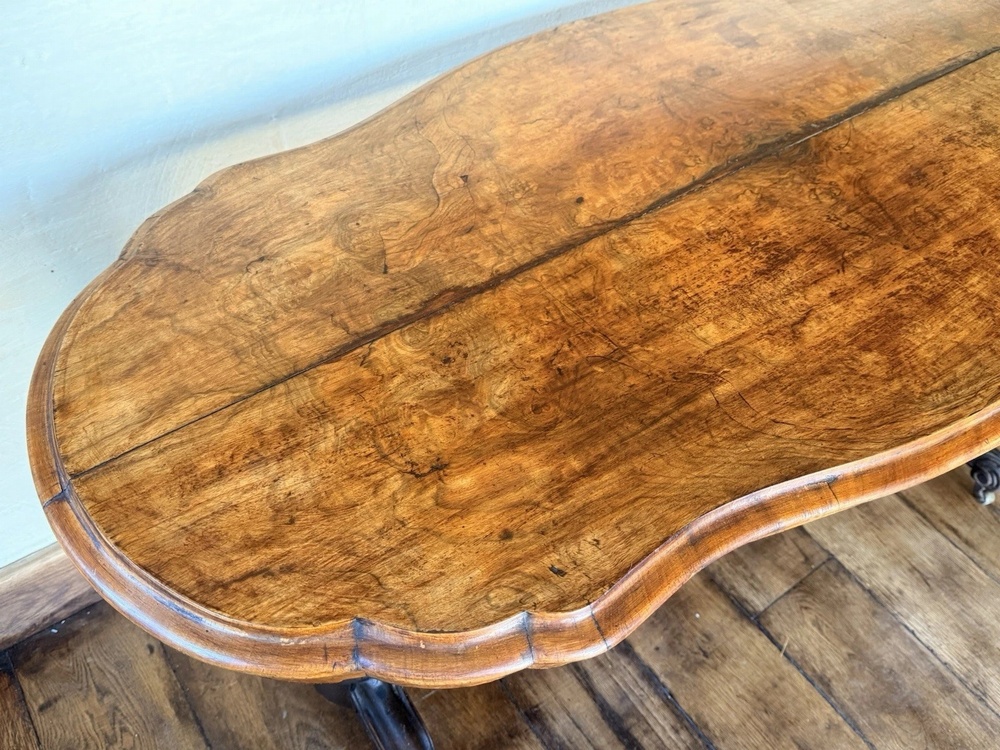 Antique English Carved Walnut Burr Centre Hall Kidney Breakfast Dining Table Circa