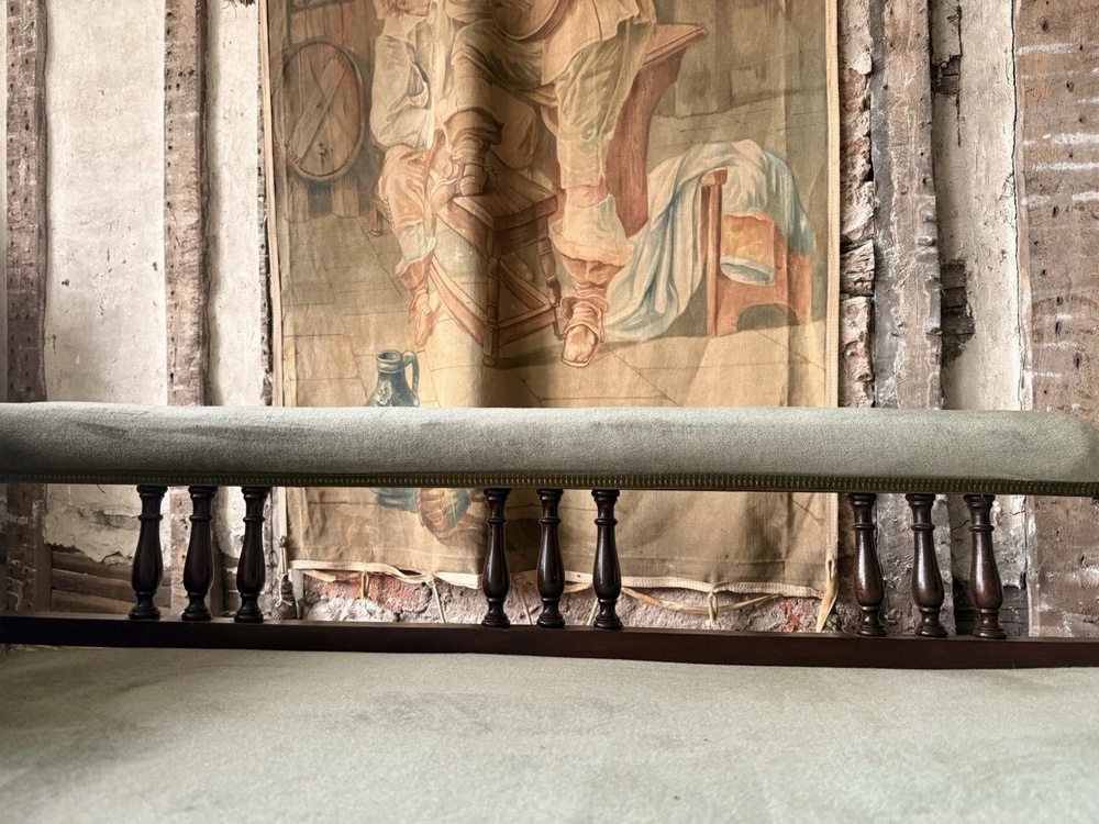 Fine Antique Mahogany Sage Green Velvet Day Bed Chaise Lounge Longue 1880 C