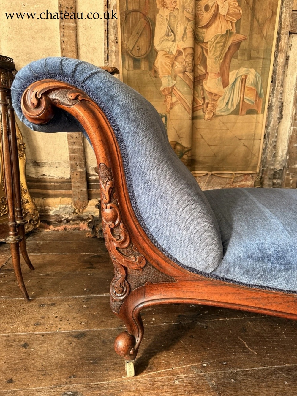Rare Elegant Antique Walnut Carved Blue Statement French Chaise Longue Daybed