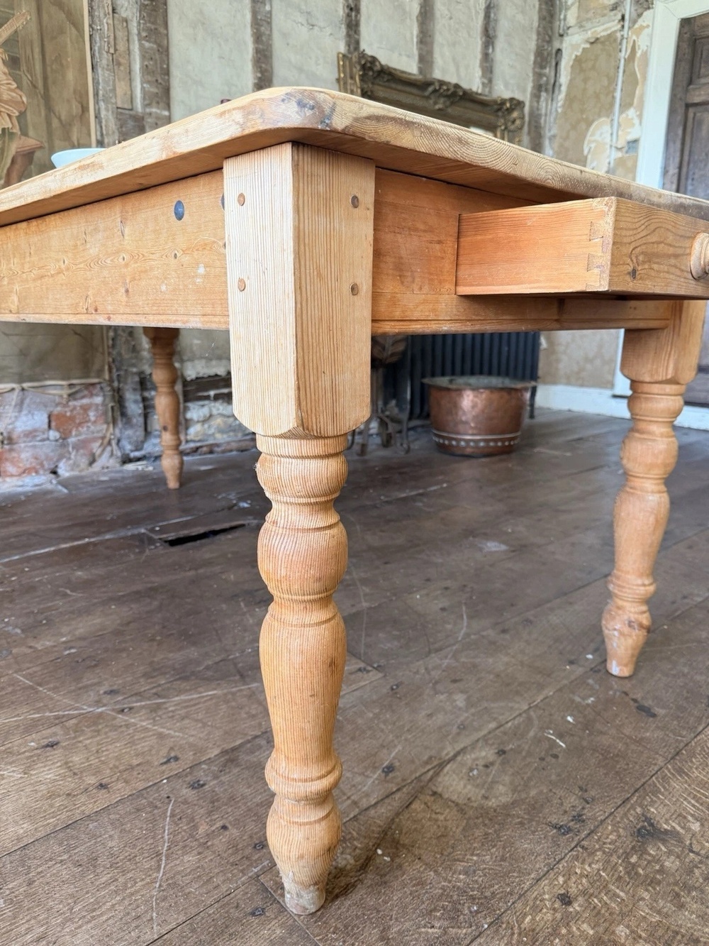 Vintage Rustic Country Farmhouse Pine Dining Kitchen Table W/ Drawer Seats 6-8