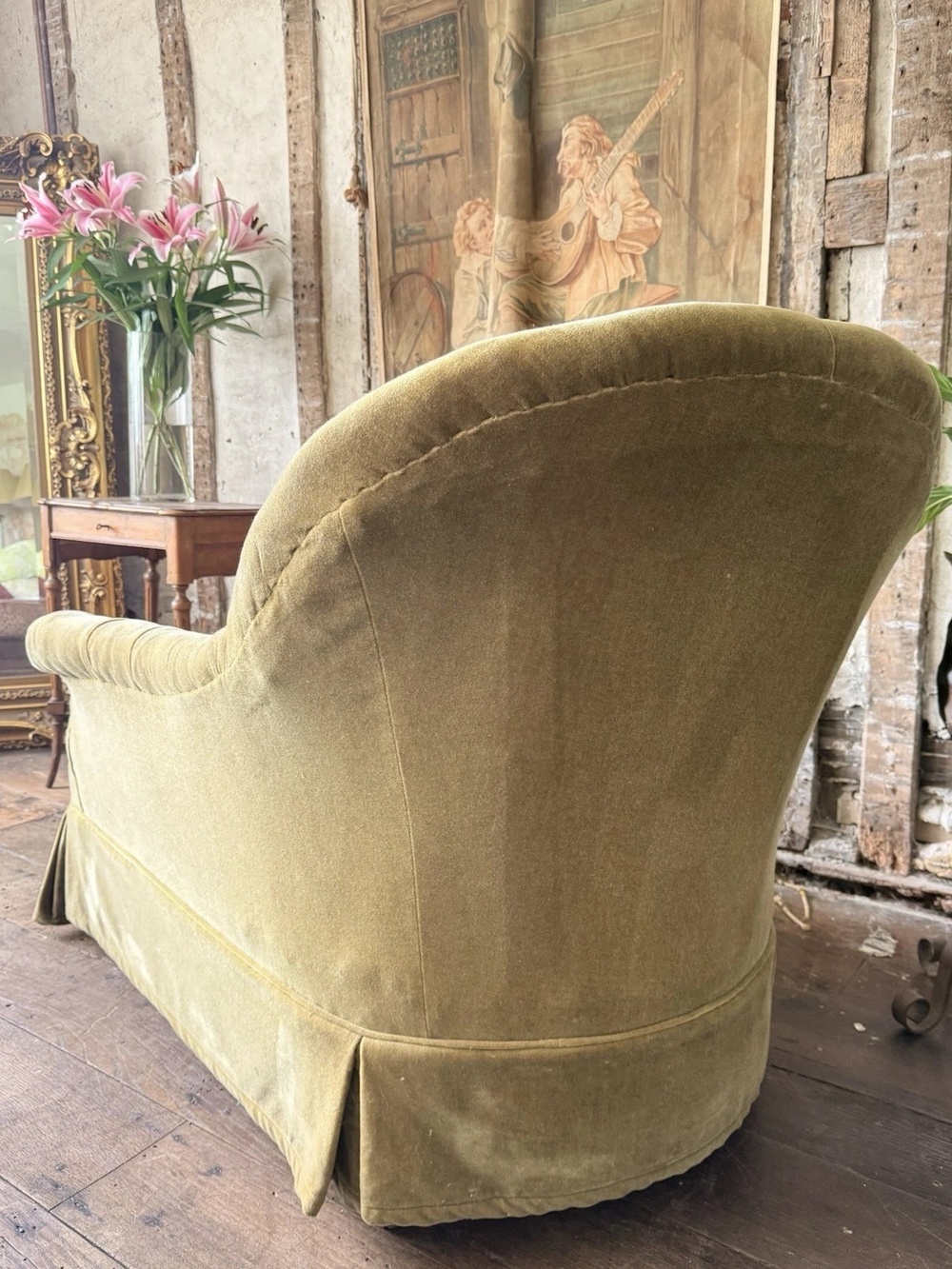 Antique English Walnut Original Olive Green Velvet Day Bed Chaise Lounge 1880