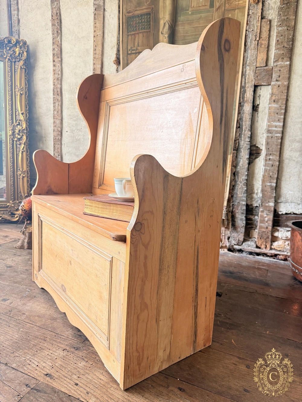 Antique Victorian Pine Hall Settle with Hinged Storage Seat, Circa 1870