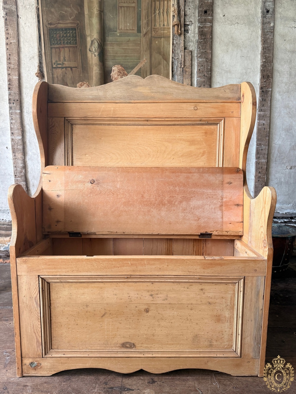 Antique Victorian Pine Hall Settle with Hinged Storage Seat, Circa 1870