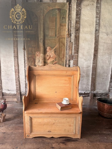 Antique Victorian Pine Hall Settle with Hinged Storage Seat, Circa 1870